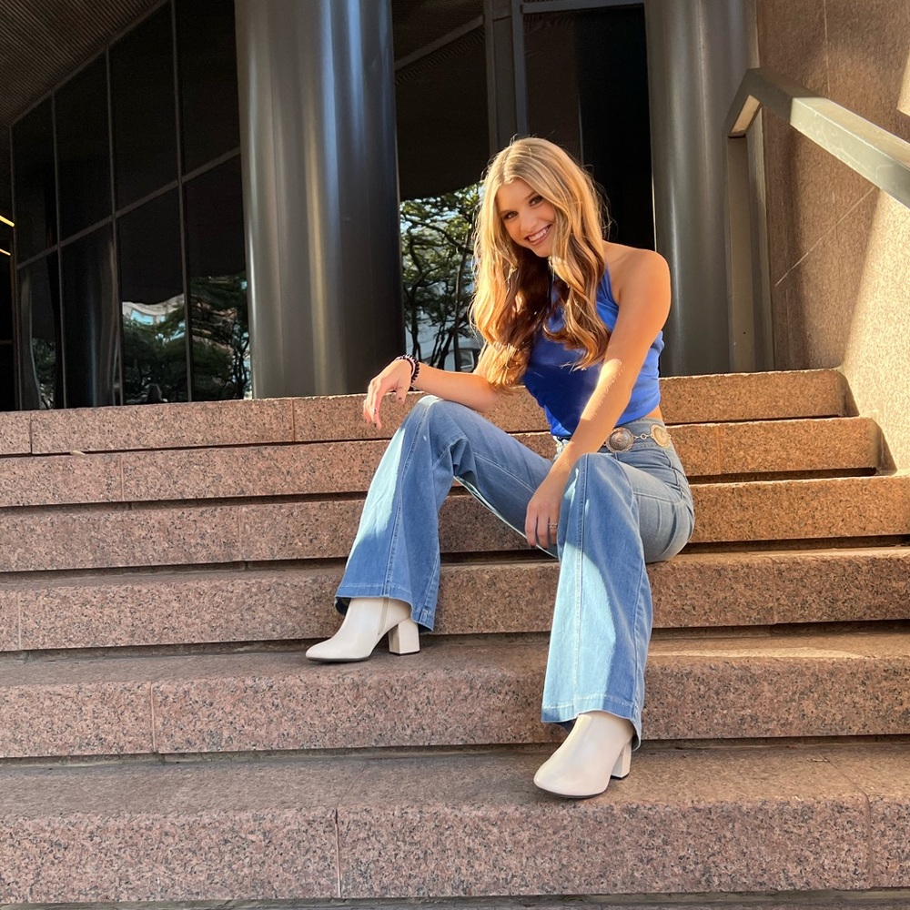 Meet your Posher, Harley